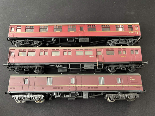 Gauge maroon coaches - gauge,