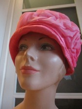 VINTAGE 1960s HAT