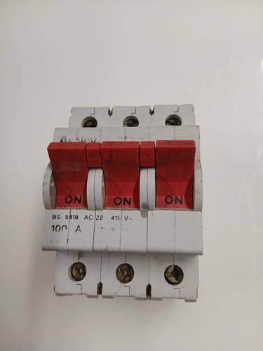 Ashley 100 amp - amp, pole