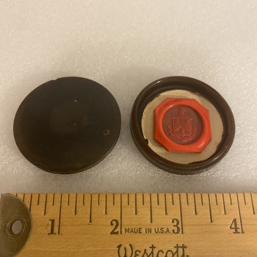 Fine antique red wax - fine,