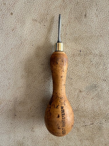 Stunning vintage boxwood - vintage,