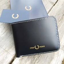 FRED PERRY Black Matt LEATHER