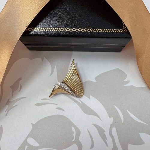 9ct gold diamond brooch - 9ct,