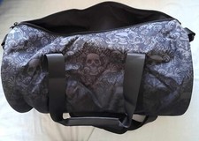 Skull Print Handbag Shoulder Bag Strap Zipped Holdall Carry On Goth Gym Weekend