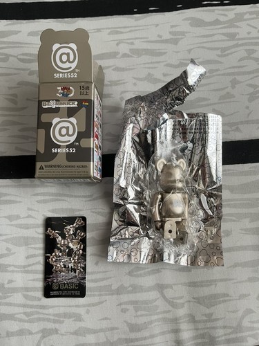Bearbrick series basic - 52, r