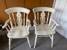 Pair of fiddle back carver