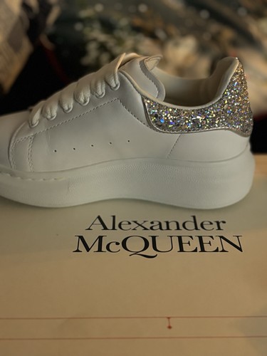 Alexander mcqueen children - alexander,