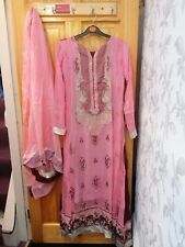 Asian pakistani Indian wedding/party wear Occasion dress Size Medium