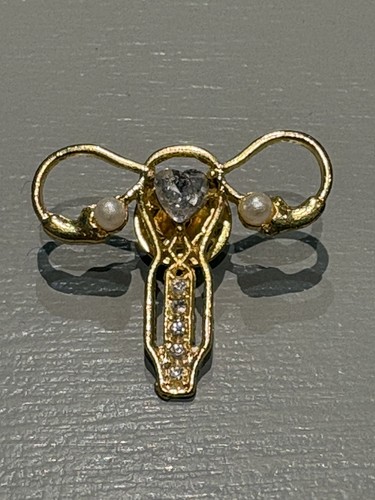 Womb shape brooch pin badge - pin,