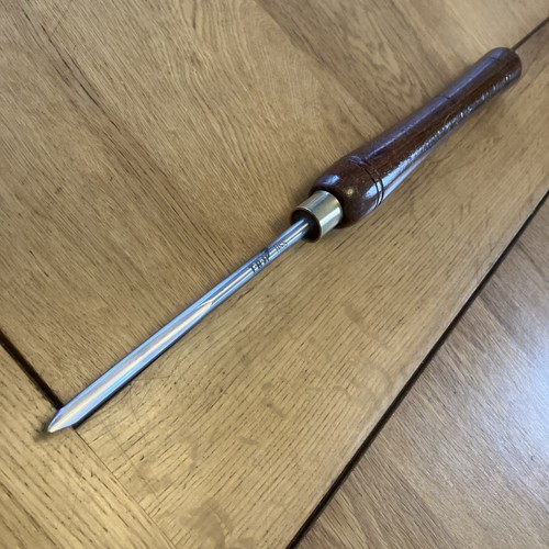 Woodturning 8mm wide spindle - ,
