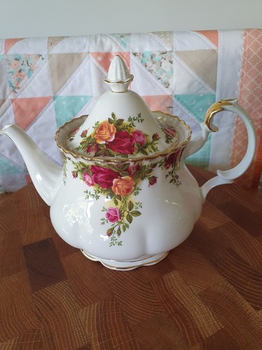 Royal albert old country - old, roses
