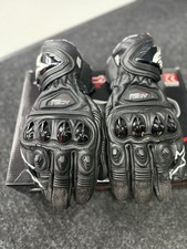 Alpinestars Supertech Gloves - Size XL - Only used once - Excellent Condition 