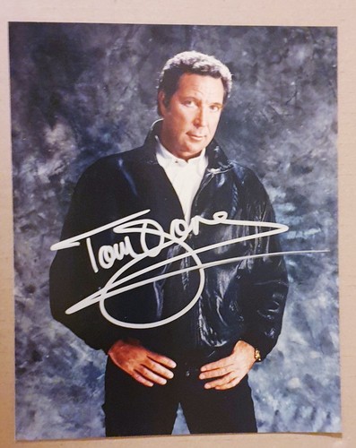 Tom jones signed 10x8 photo - signed,