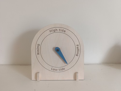 Wooden tide clock desktop - tide,