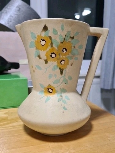 Art deco hand - art,