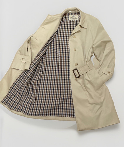 Aquascutum signature - 🤎,