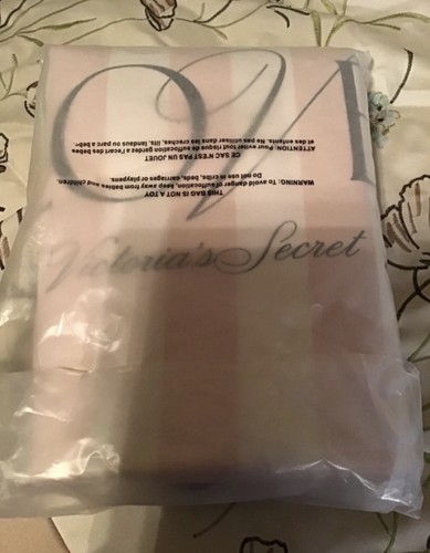Nwt victoria secret love - nwt, victoria's