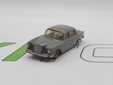 Mercedes 220 S Lego 1/87