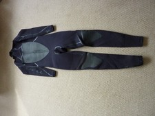 Men's O'Neill Psycho 1 BZ 5/3 wetsuit. Size MT.