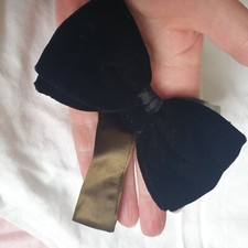 Vintage 70s Black Velvet Bow