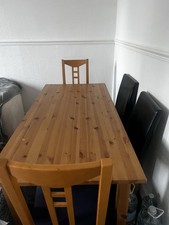 Dinning Table With 6 Chairs .4