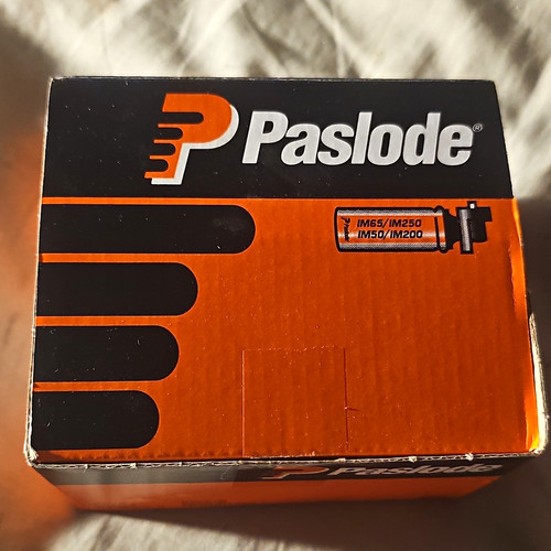Paslode collated nail - collated, gun