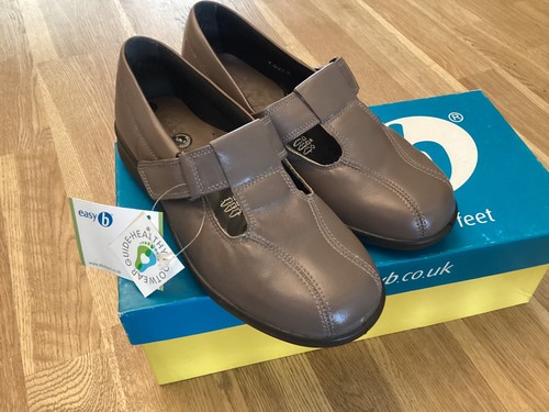 Wide fit shoes size 4e - size,