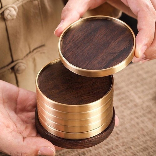 Plain round wooden coaster - round,