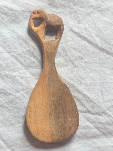 Vintage small carved wooden - small,