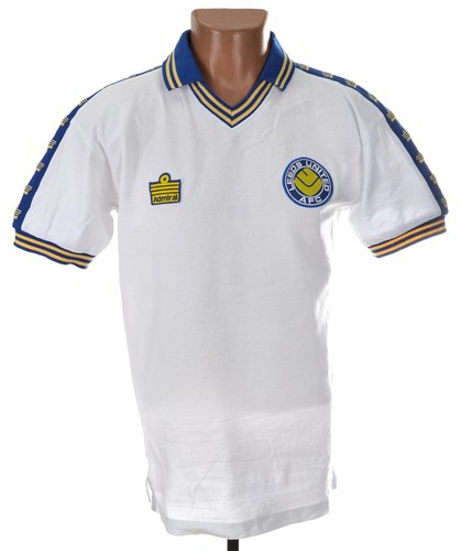 Leeds united 1976 1977 - leeds,