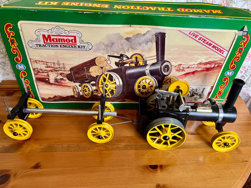 Mamod tw1k steam engine - engine, and