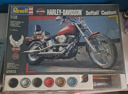 Revell harley davidson softail - revell,