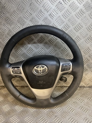 2011 toyota avensis - toyota,