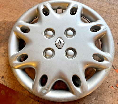 Renault clio wheel trim - clio,