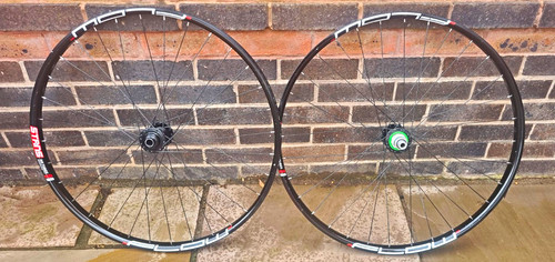 Hope pro4 hubs stans - on, flow