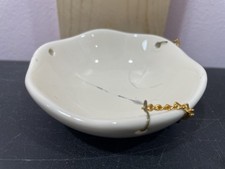 White YANKEE CANDLE Hanging