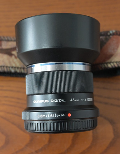 Olympus zuiko 45mm - olympus m.zuiko, f/1.8