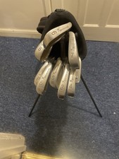 Right-Handed Golf Club Set with Stand Bag