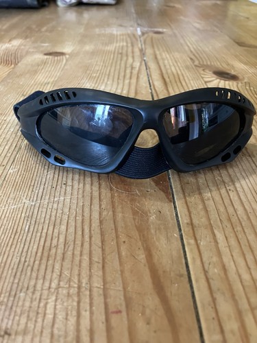 Airsoft black eye goggles - black,