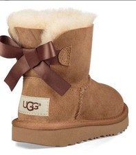 UGG Chelsea Boot Girls In Chestnut with Bow Uk 1 Brand New with Box Authentic