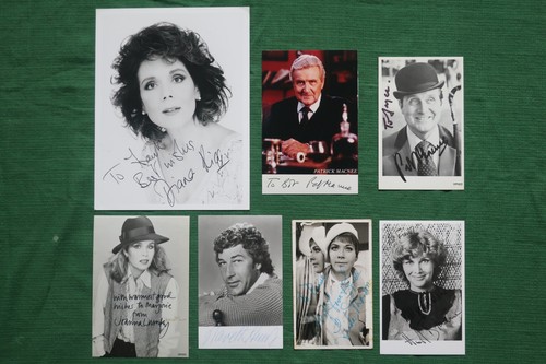 Avengers autograph set - autograph, diana