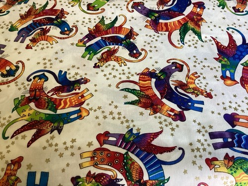 Half metre laurel burch - half,
