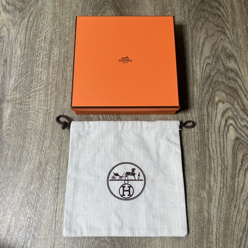 Hermes orange box - 19.5, x