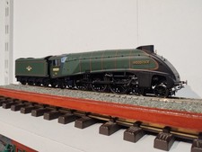 Hornby R2535 (OO) BR Green A4