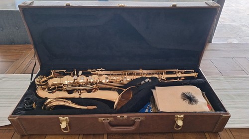 Elkhart 300 series saxophone - series,
