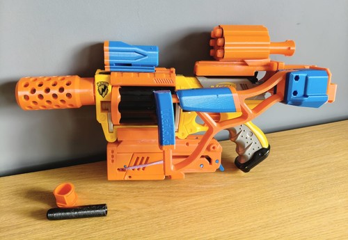 Nerf strike maverick - maverick, rev-6