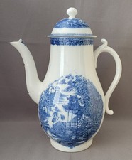 ANTIQUE CAUGHLEY FENCED GARDEN BLUE TRANSFER PRINTED COFFEE POT C1780-90