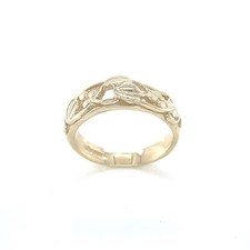 9ct Yellow Gold Welsh Design