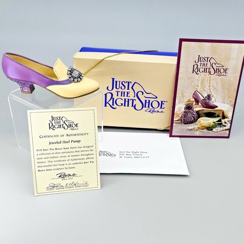 Just the right - just, shoe