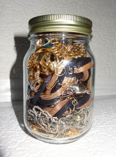 Mystery jewellery jar gold